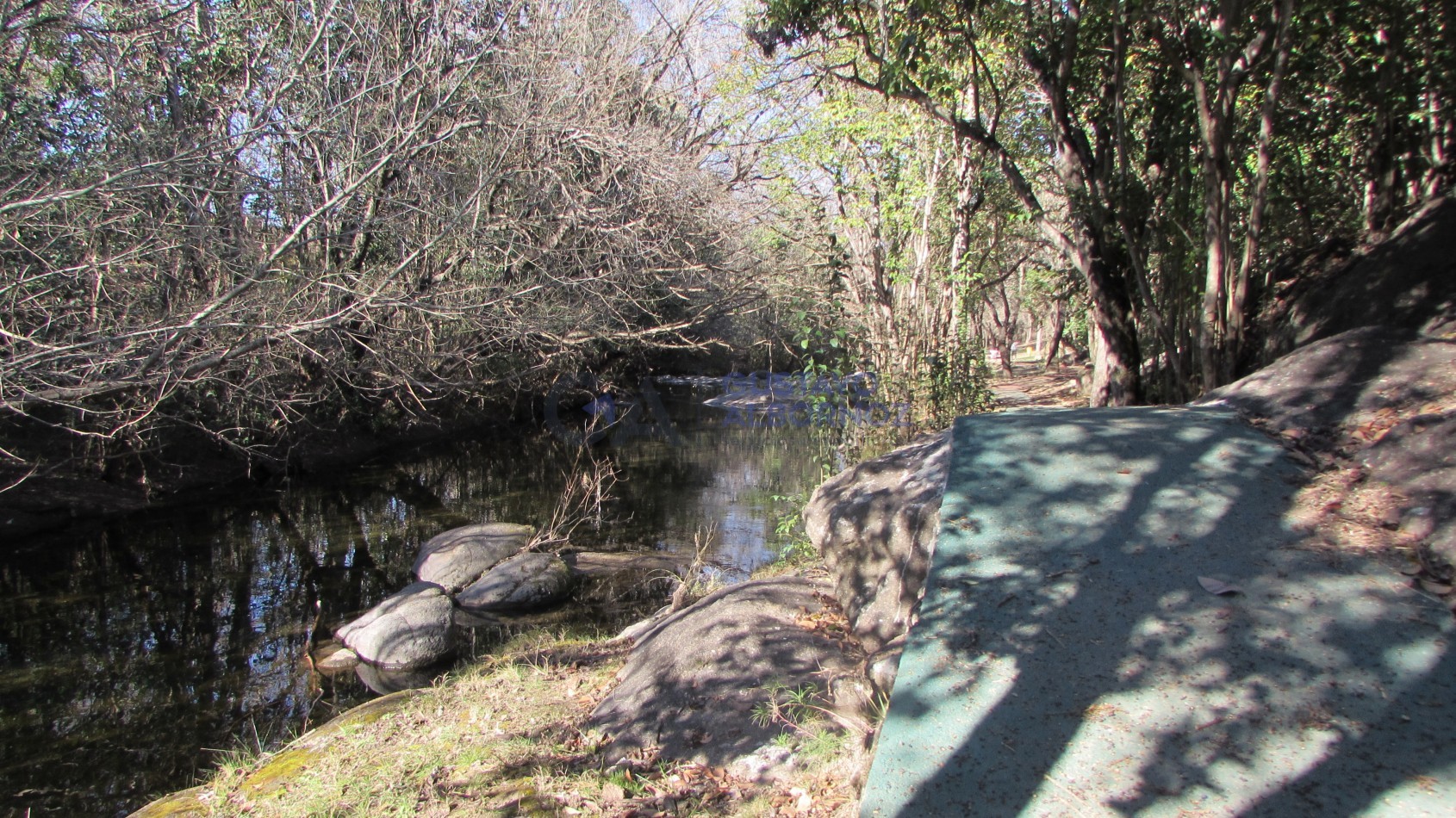 Lote en venta en Villa Amancay con costa de rio