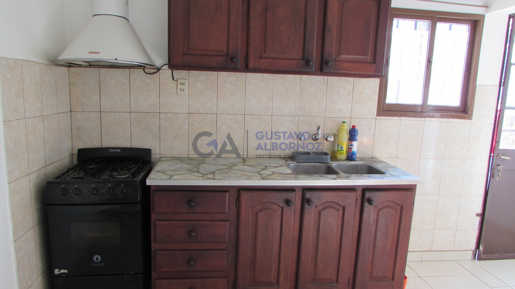 Casa mas local comercial en venta en Villa Amancay, Calamuchita, Cordoba